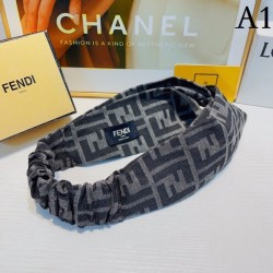 In a relaxed atmosphere hair ornament 2023SS FENDI Fendi